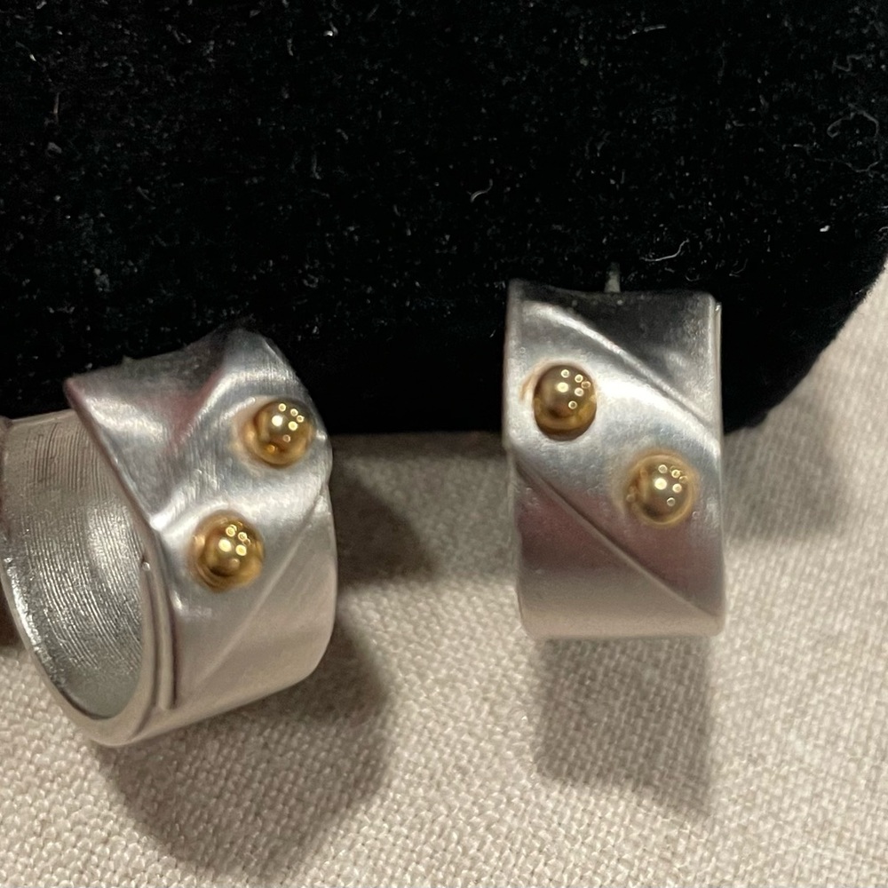 VINTAGE MONET BRUSHED SILVER TONE HOOP EARRINGS